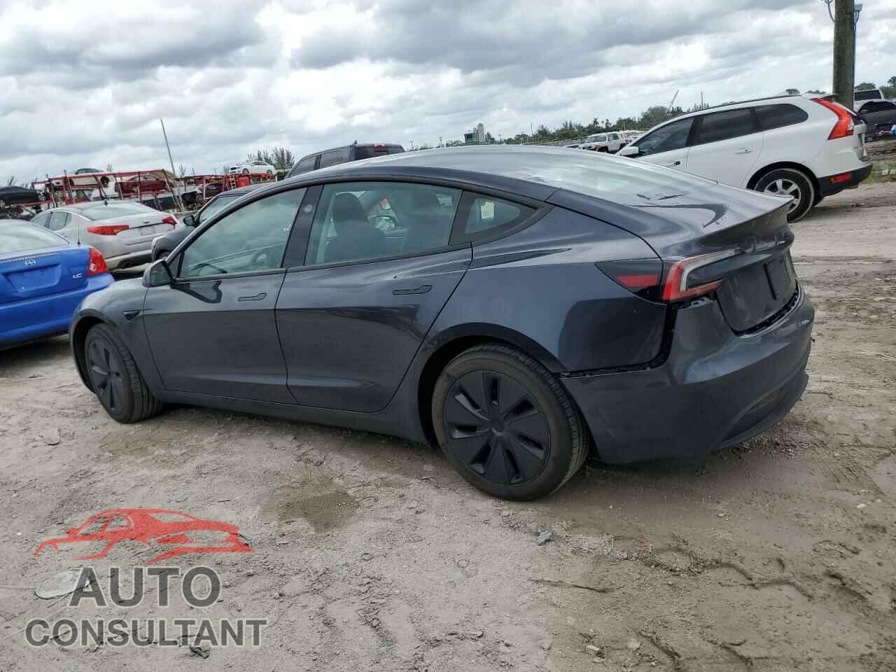 TESLA MODEL 3 2024 - 5YJ3E1EA0RF763236