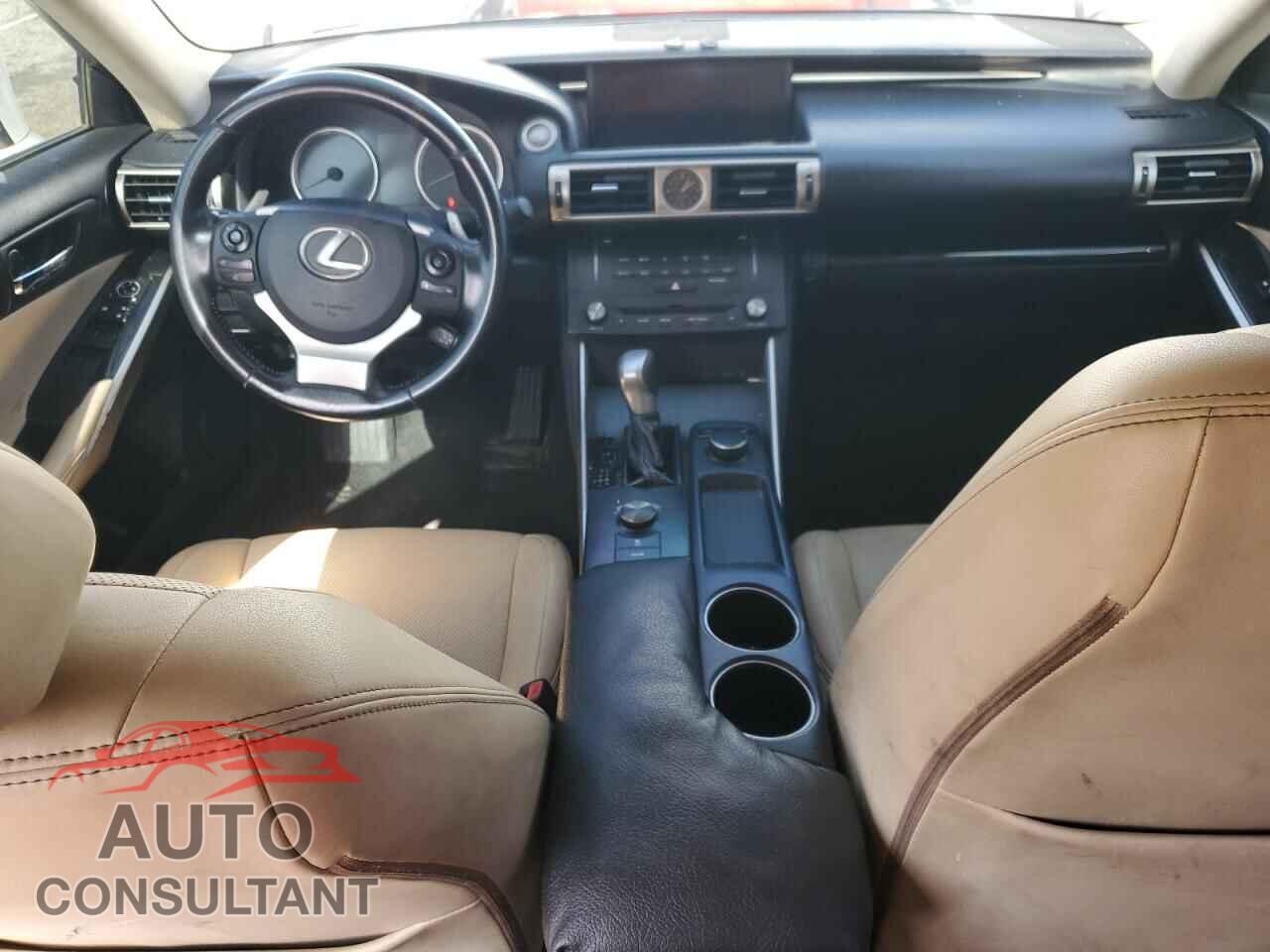 LEXUS IS 2015 - JTHBF1D20F5080046