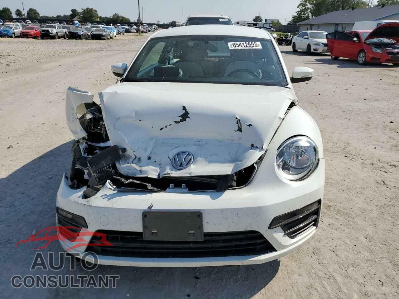 VOLKSWAGEN BEETLE 2017 - 3VWF17ATXHM627643
