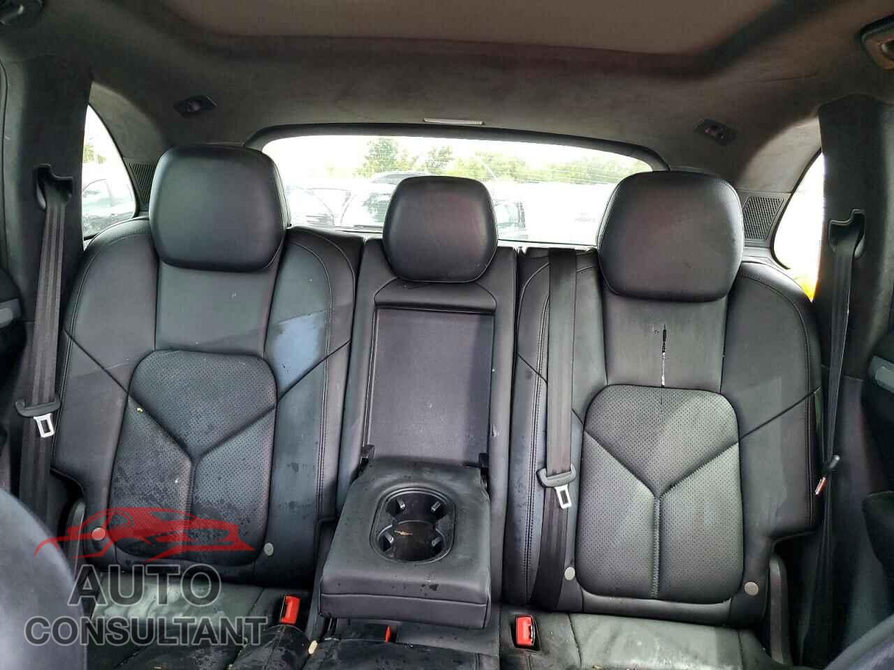 PORSCHE CAYENNE 2013 - WP1AD2A21DLA71456