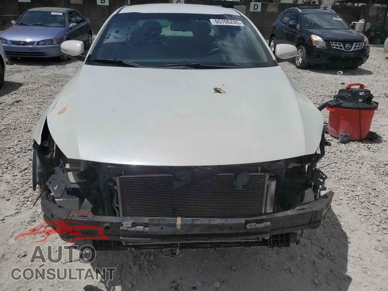 KIA OPTIMA 2013 - KNAGM4A71D5386875