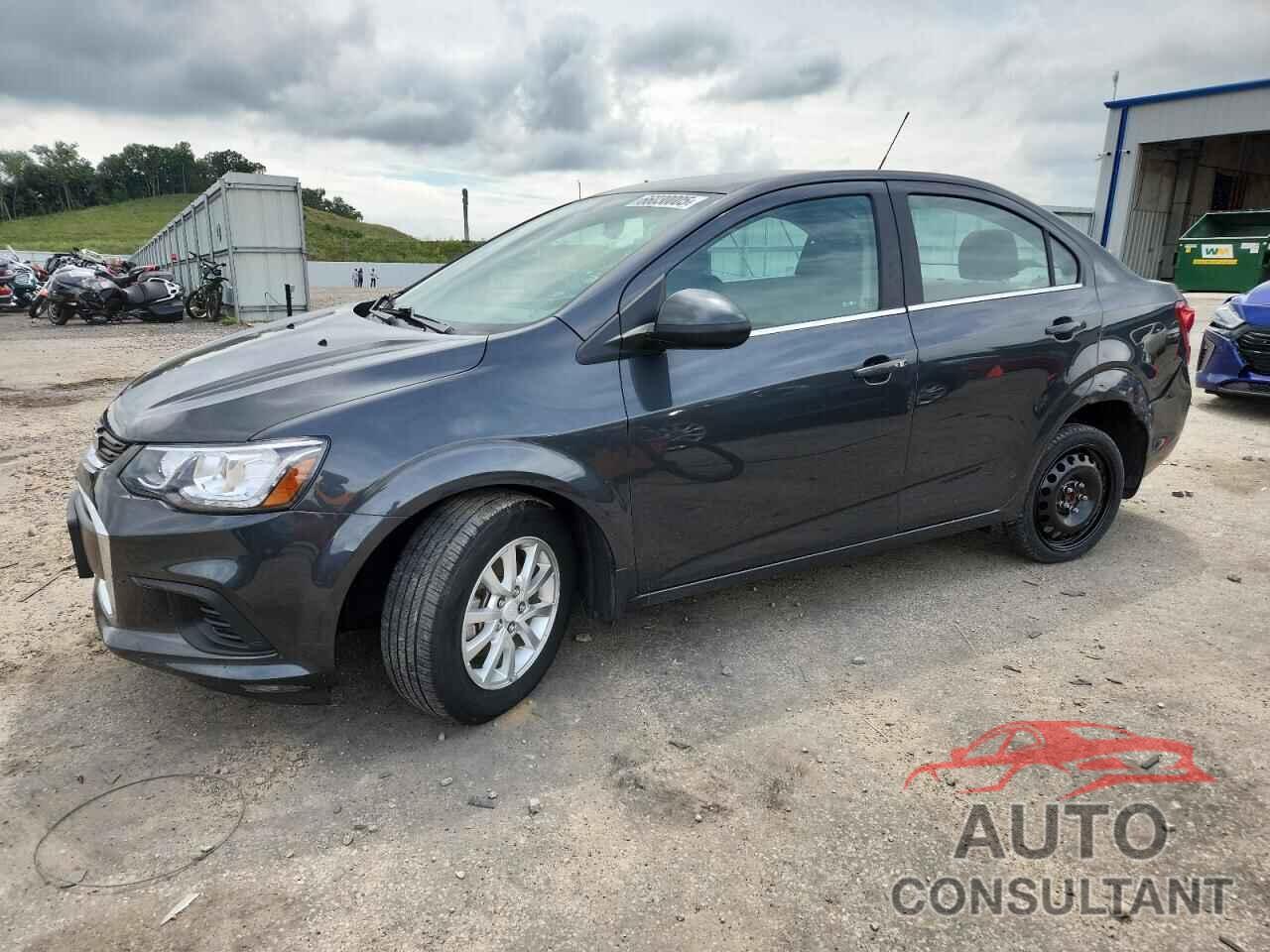 CHEVROLET SONIC 2018 - 1G1JD5SH7J4120681