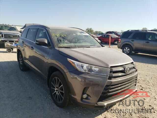 TOYOTA HIGHLANDER 2017 - 5TDJZRFHXHS360624