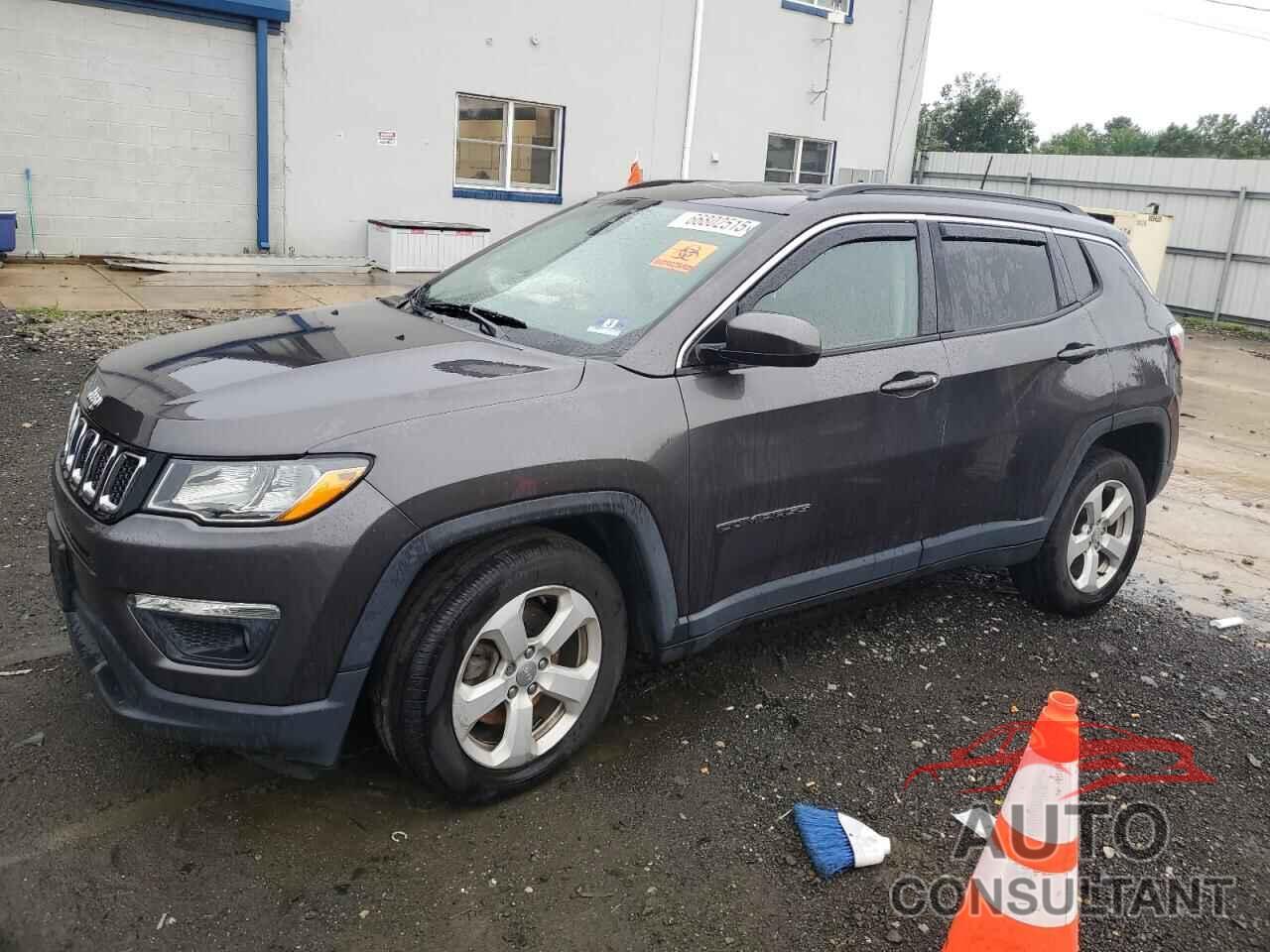 JEEP COMPASS 2018 - 3C4NJDBB4JT284505