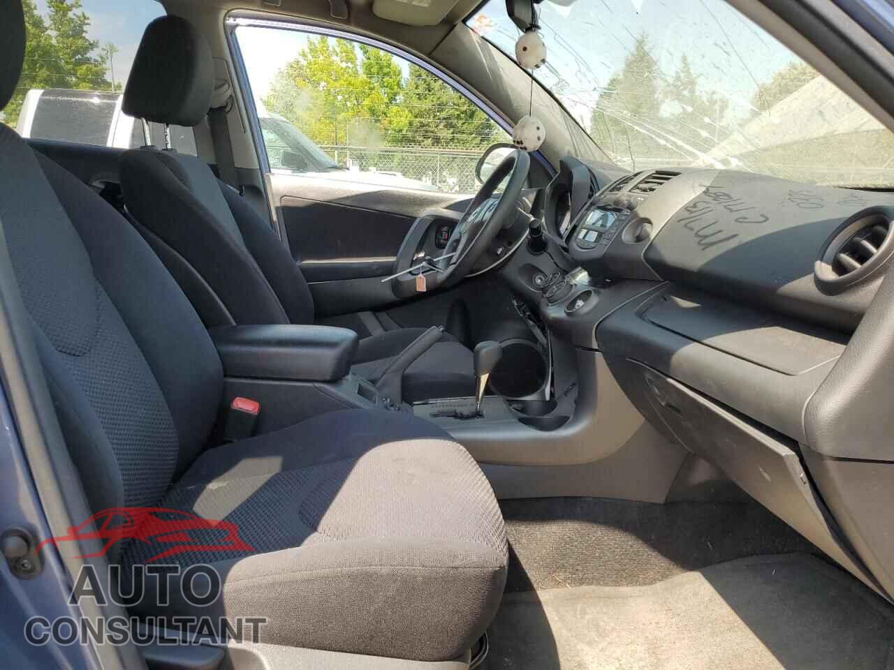 TOYOTA RAV4 2011 - 2T3RF4DV7BW109850