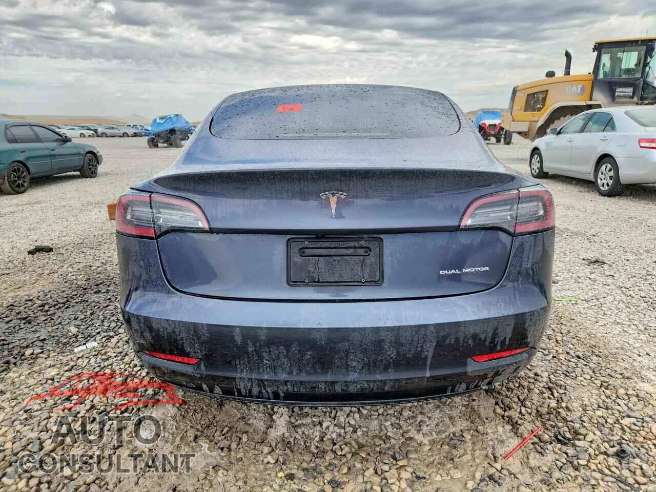 TESLA MODEL 3 2021 - 5YJ3E1EB9MF869377
