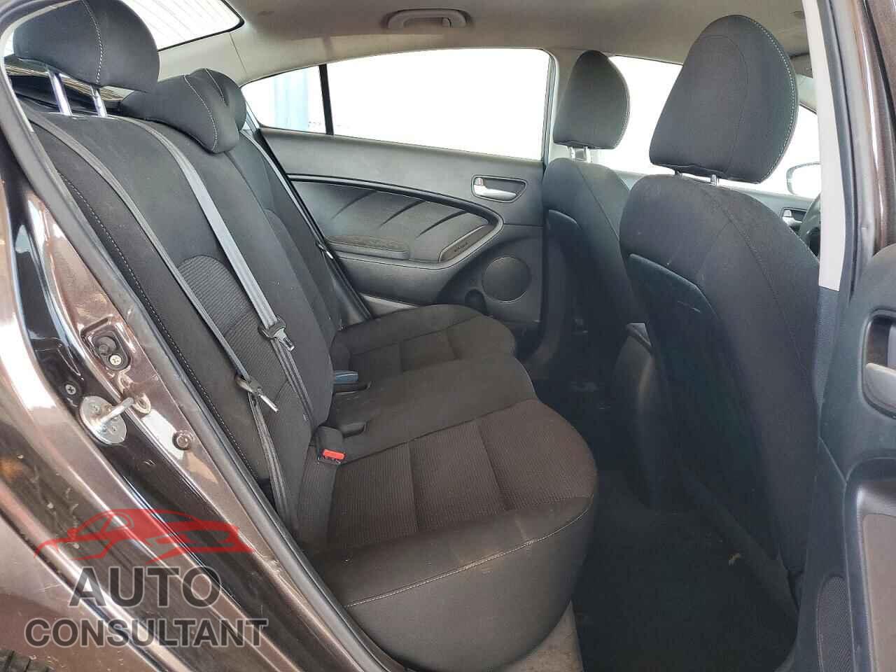 KIA FORTE 2017 - 3KPFK4A74HE090411