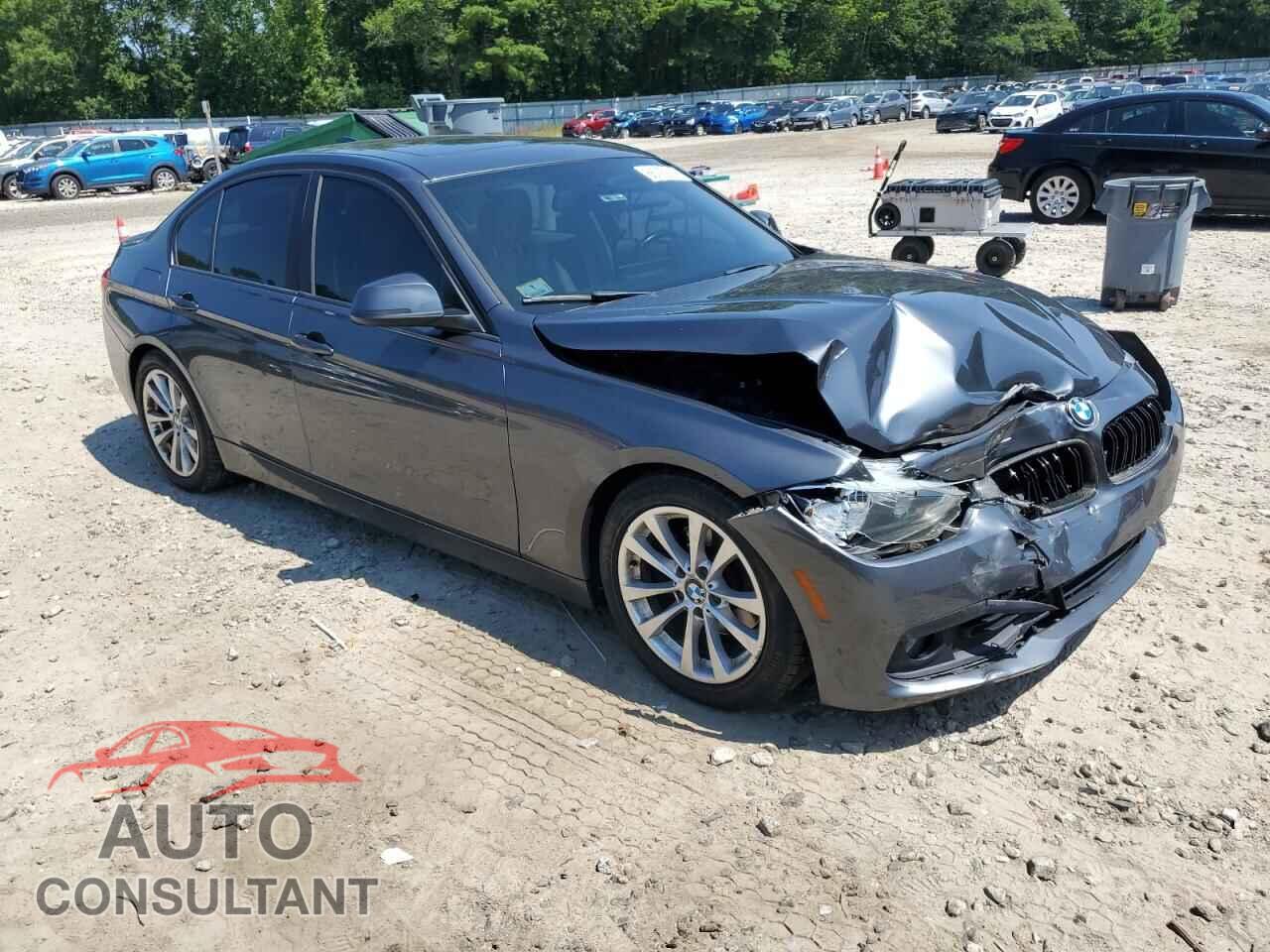 BMW 3 SERIES 2016 - WBA8E5G55GNU20432
