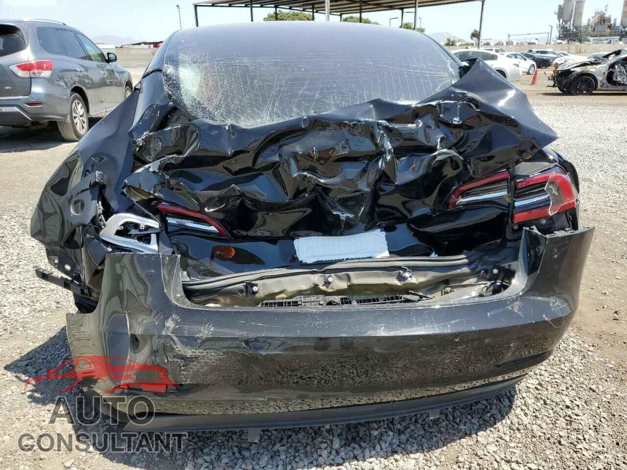 TESLA MODEL 3 2018 - 5YJ3E1EA5JF171965
