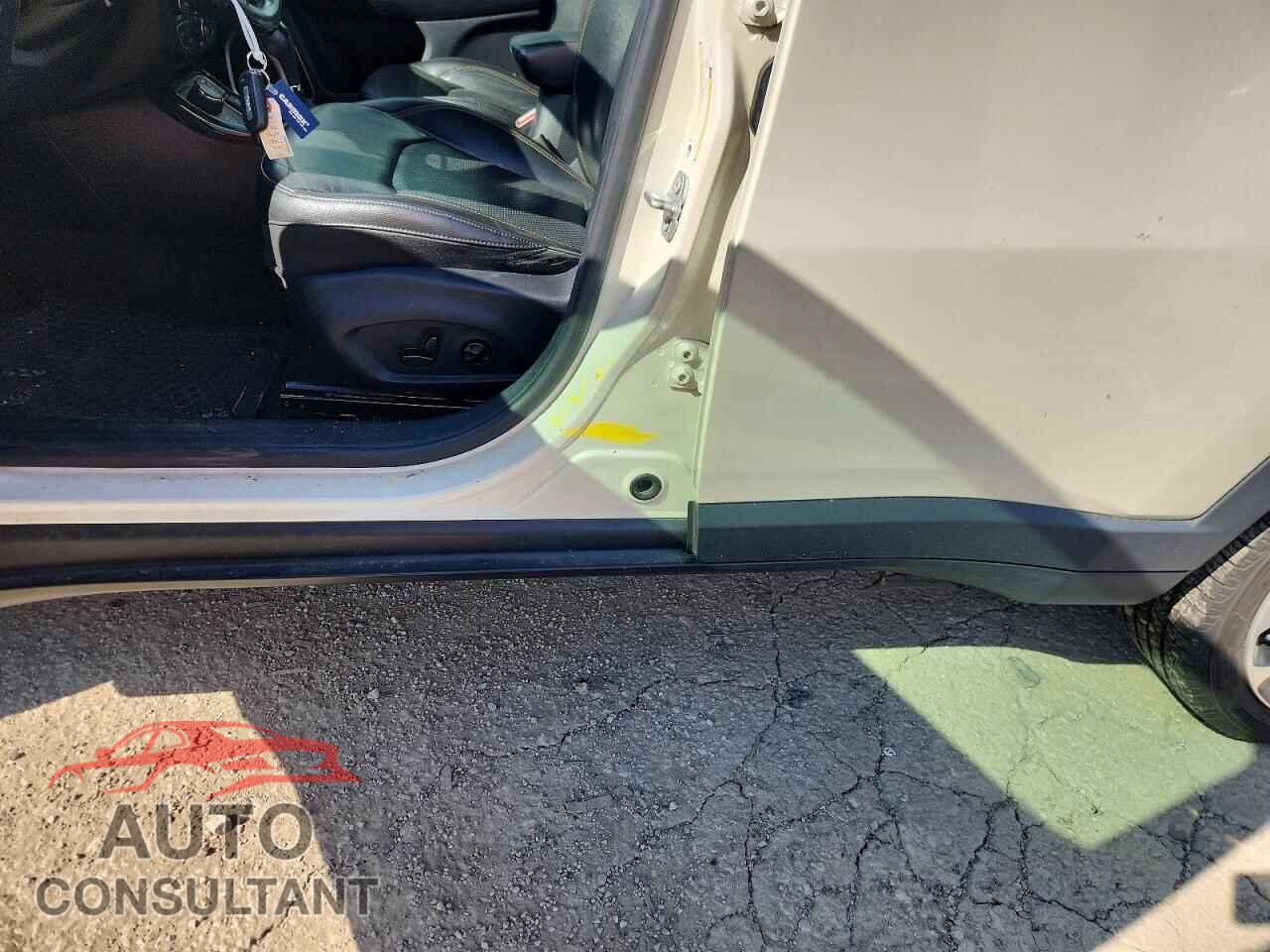 JEEP COMPASS 2018 - 3C4NJDCB5JT245145