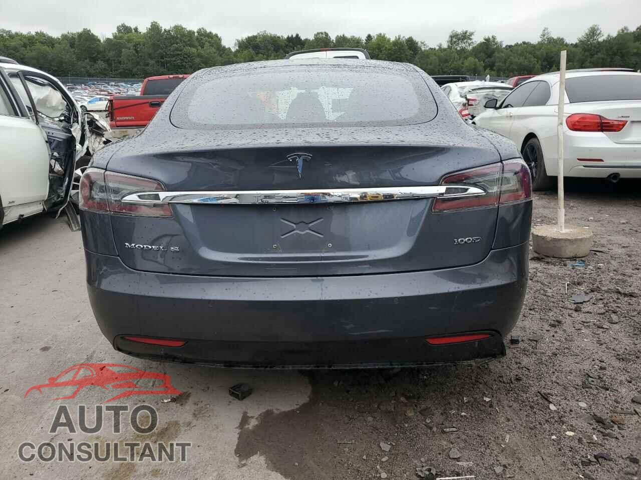 TESLA MODEL S 2017 - 5YJSA1E24HF229705