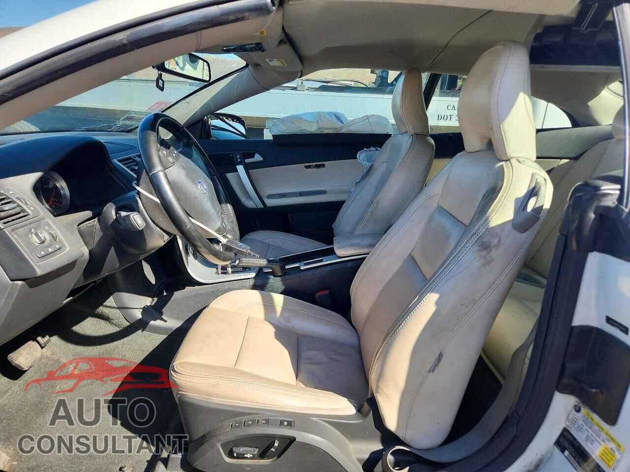 VOLVO C70 2012 - YV1672MC7CJ128184