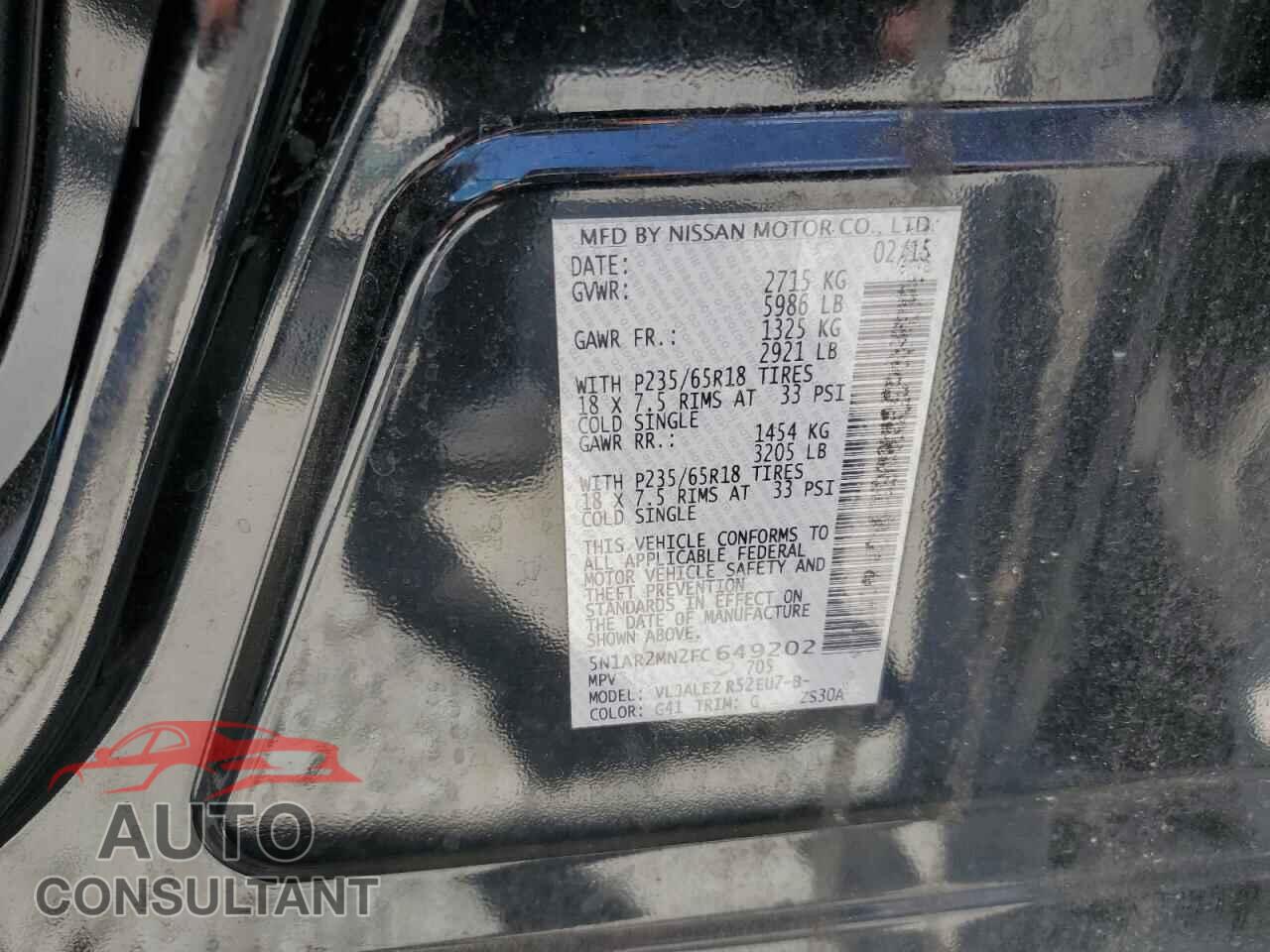 NISSAN PATHFINDER 2015 - 5N1AR2MN2FC649202