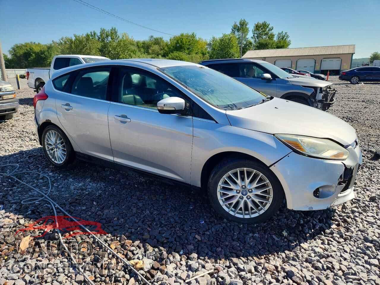FORD FOCUS 2012 - 1FAHP3M24CL207012