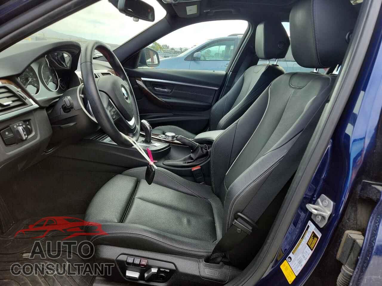 BMW 3 SERIES 2016 - WBA8E9G55GNU27873