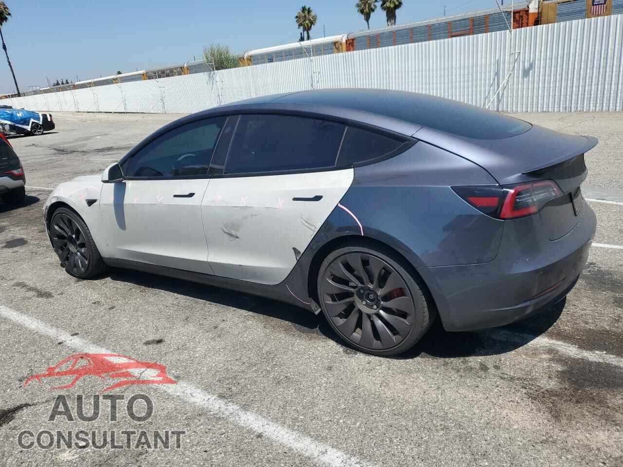 TESLA MODEL 3 2021 - 5YJ3E1EC8MF990586