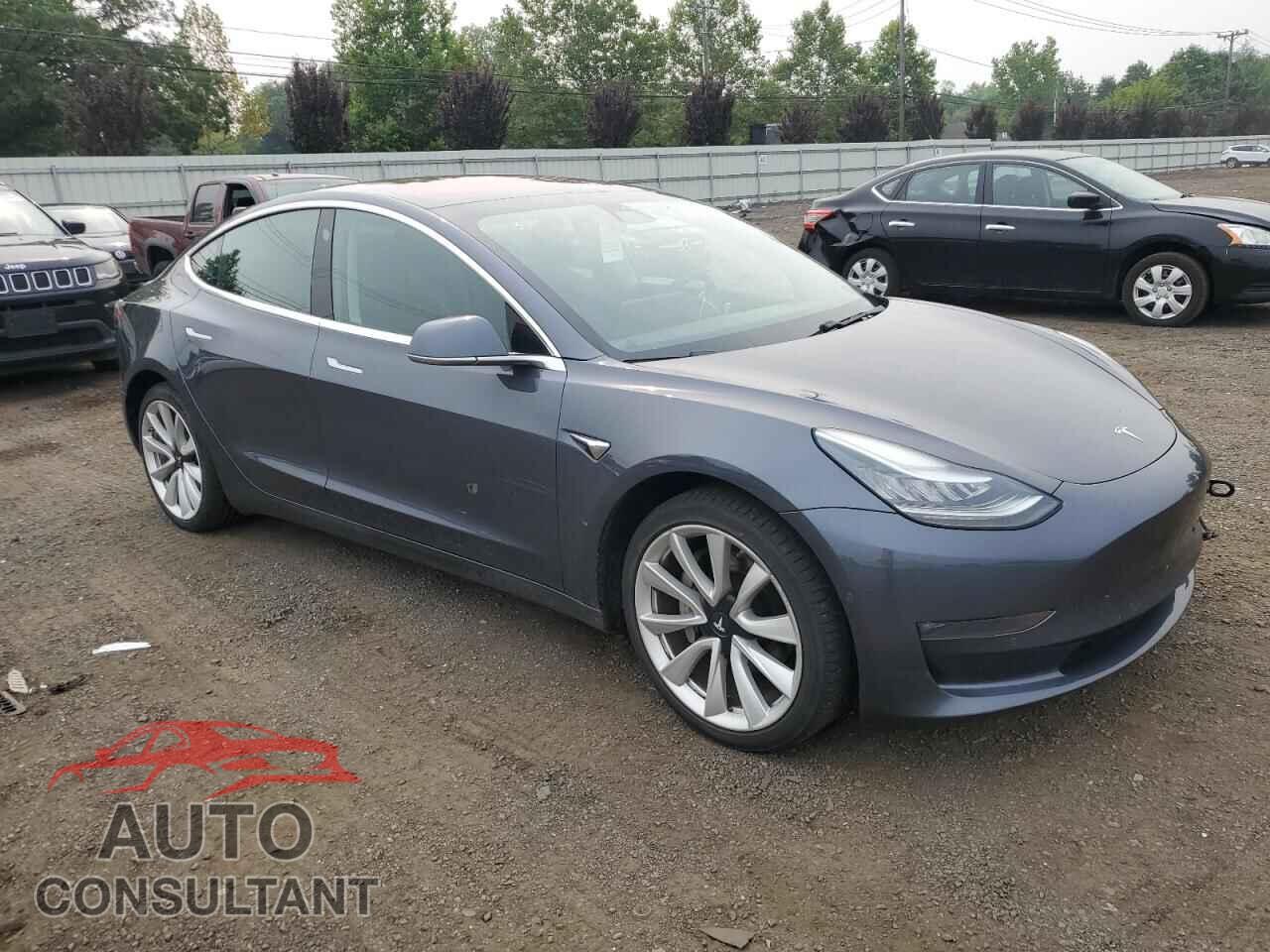 TESLA MODEL 3 2018 - 5YJ3E1EA4JF163176