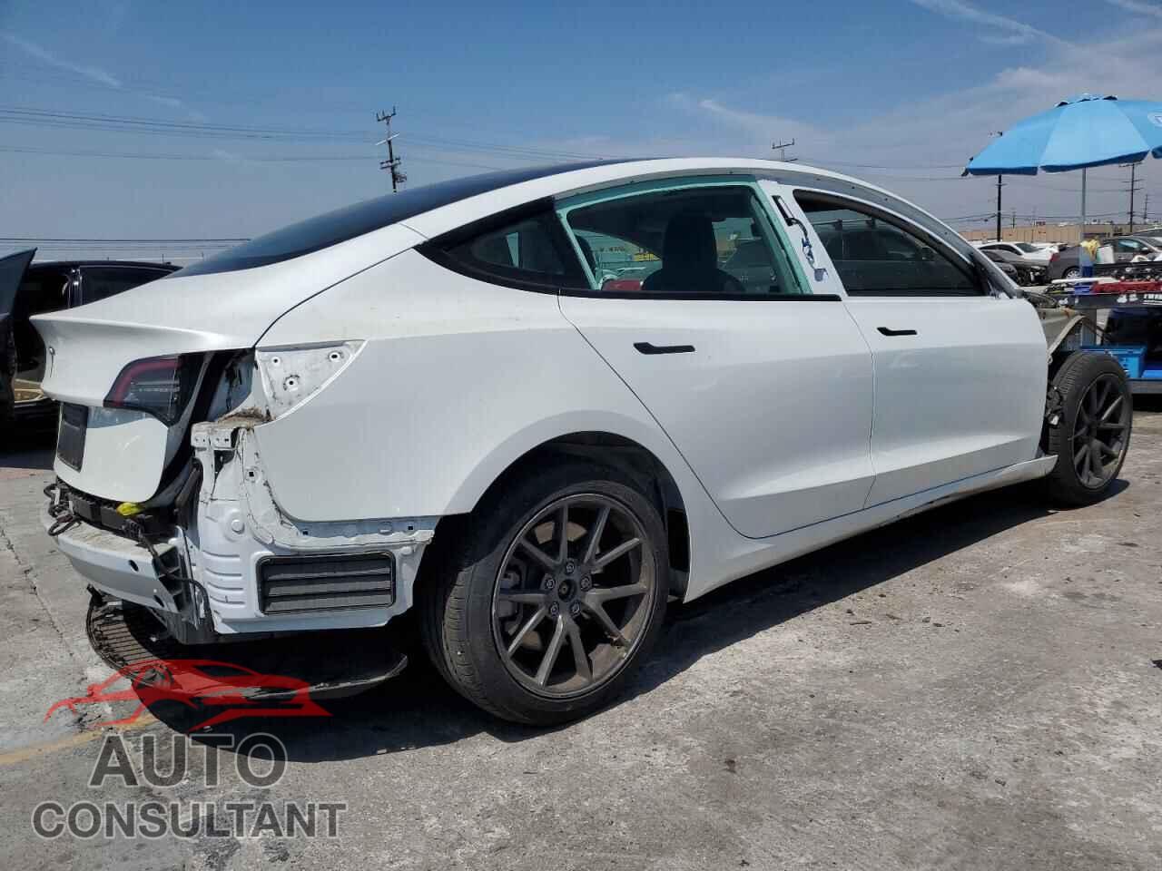 TESLA MODEL 3 2023 - 5YJ3E1EA8PF398382