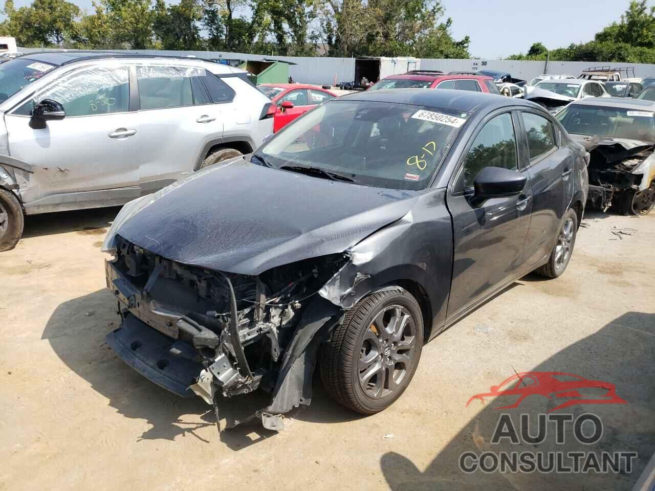 TOYOTA YARIS 2019 - 3MYDLBYV0KY501372