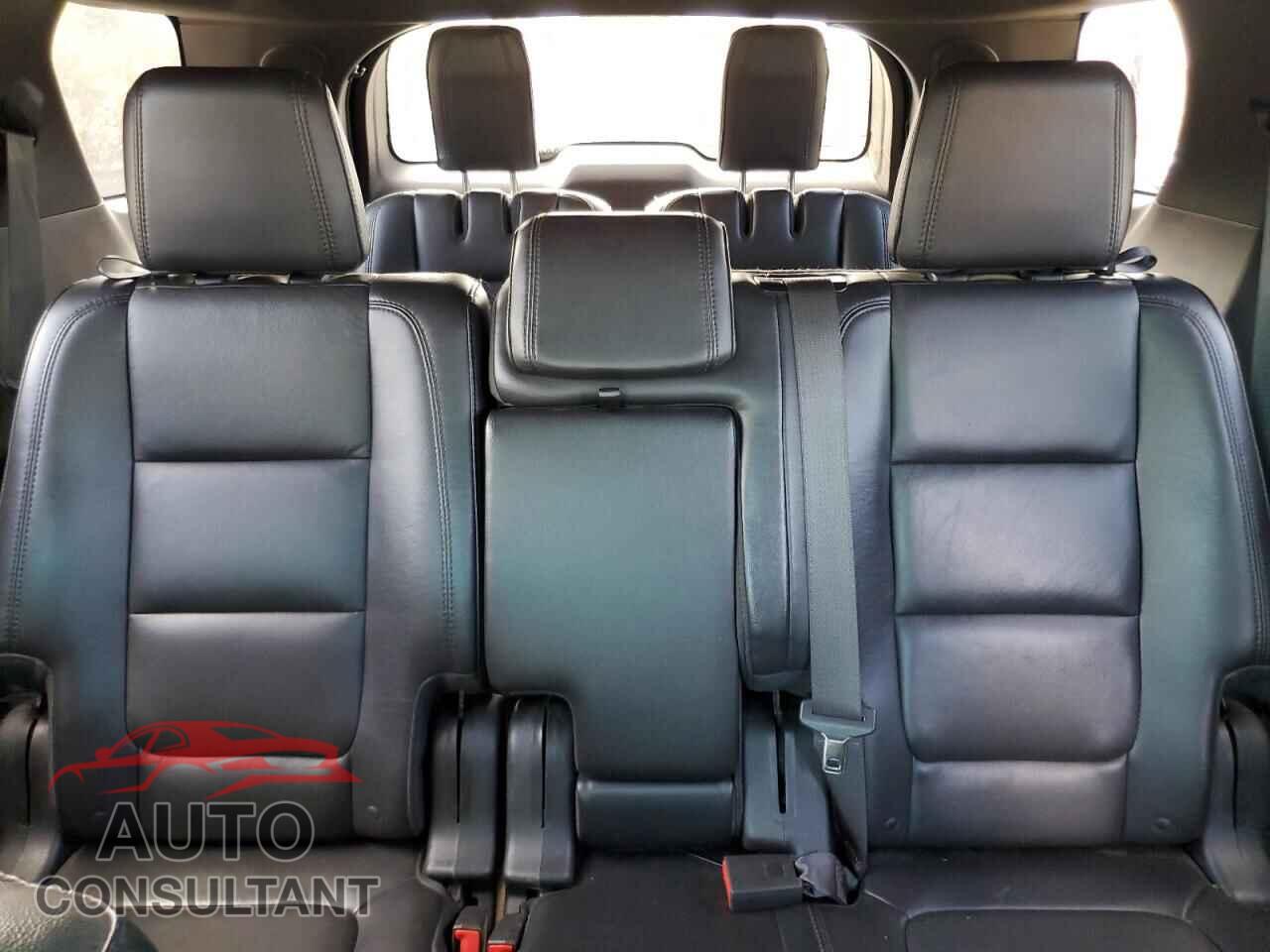 FORD EXPLORER 2015 - 1FM5K8F87FGA04019
