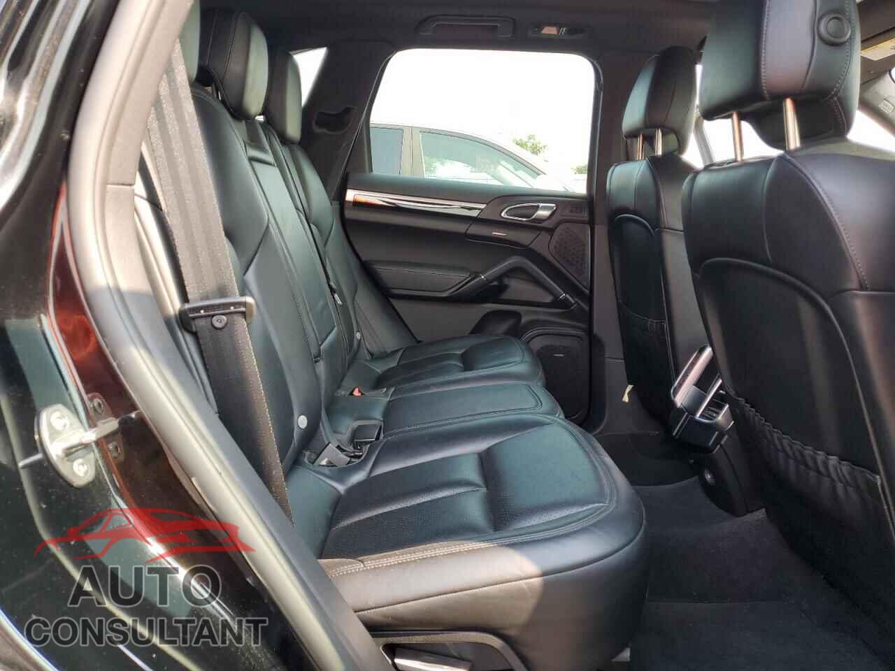 PORSCHE CAYENNE 2015 - WP1AE2A23FLA51628