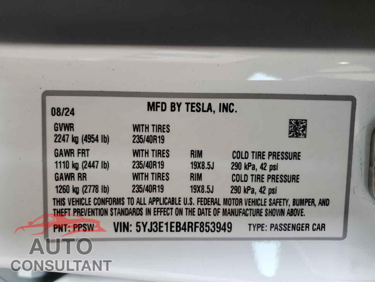 TESLA MODEL 3 2024 - 5YJ3E1EB4RF853949