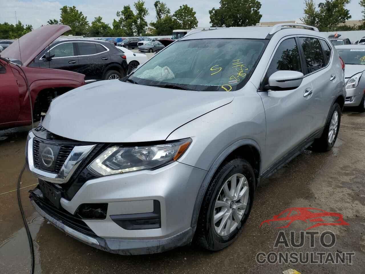 NISSAN ROGUE 2017 - KNMAT2MV4HP610774