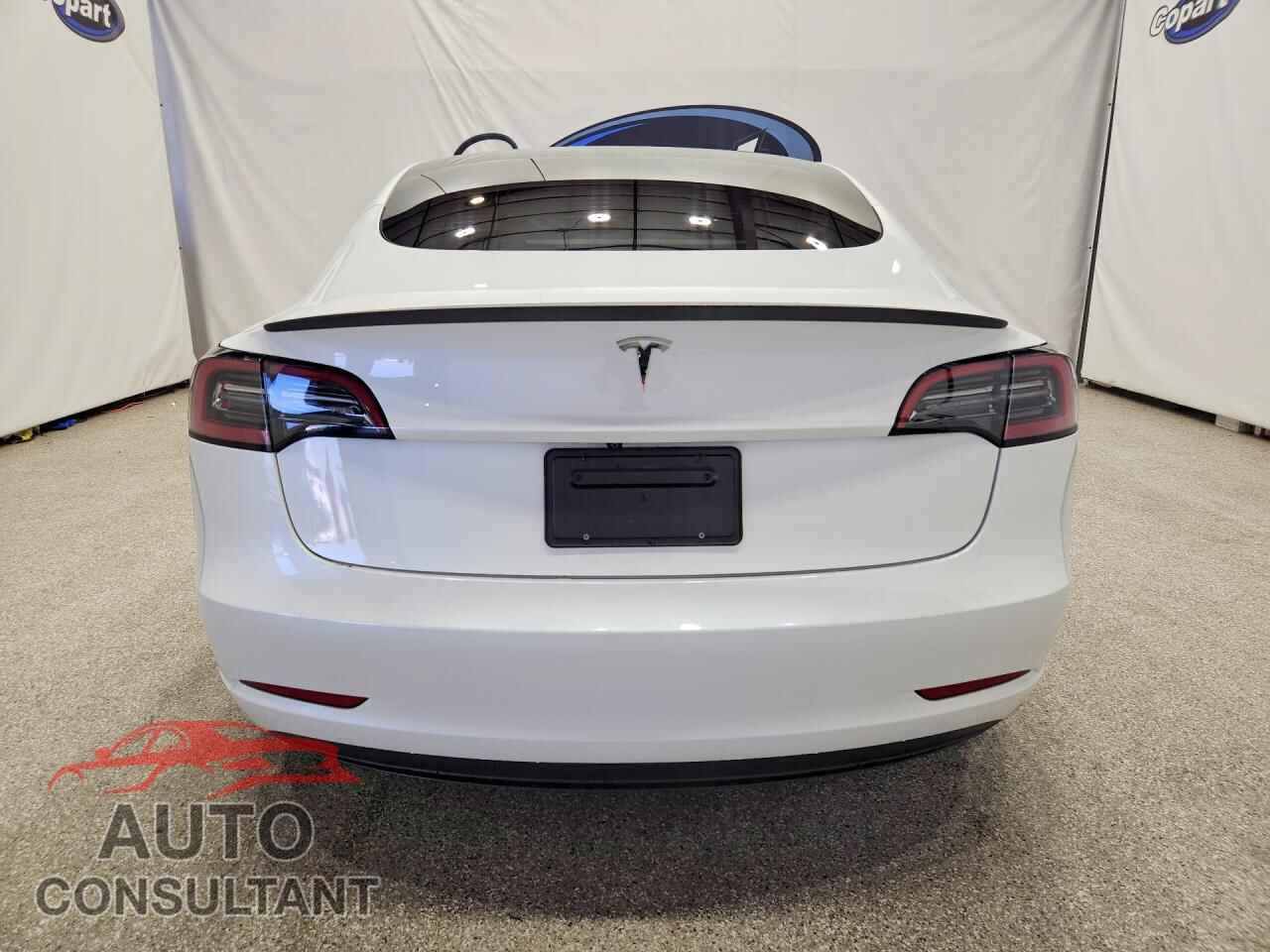 TESLA MODEL 3 2023 - 5YJ3E1EA3PF642164