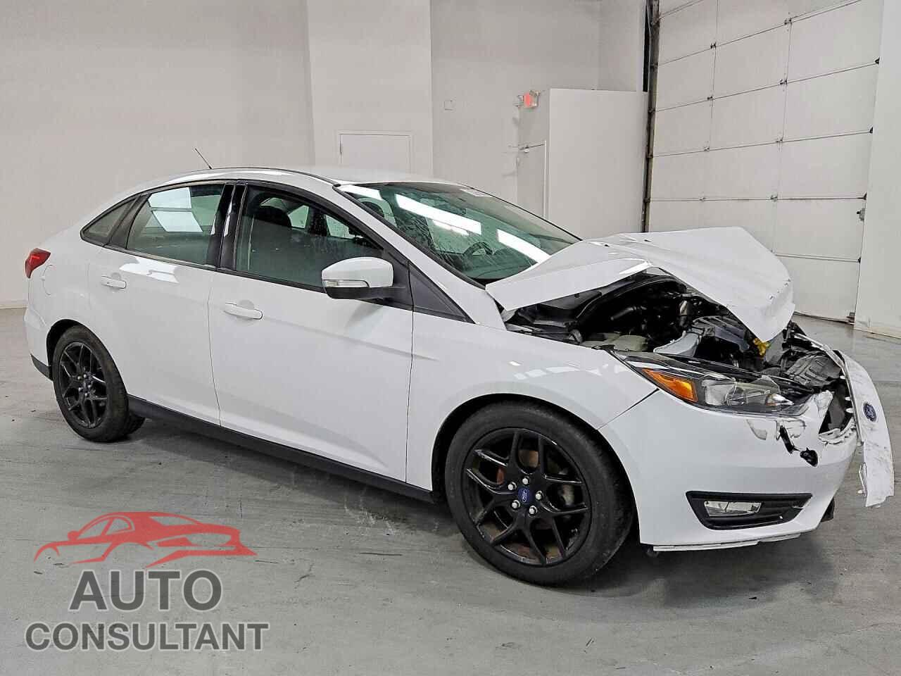 FORD FOCUS 2016 - 1FADP3FE6GL215625