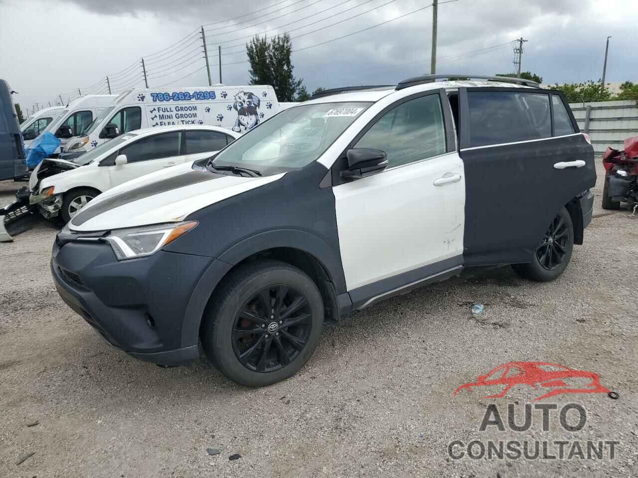 TOYOTA RAV4 2018 - 2T3RFREVXJW718408