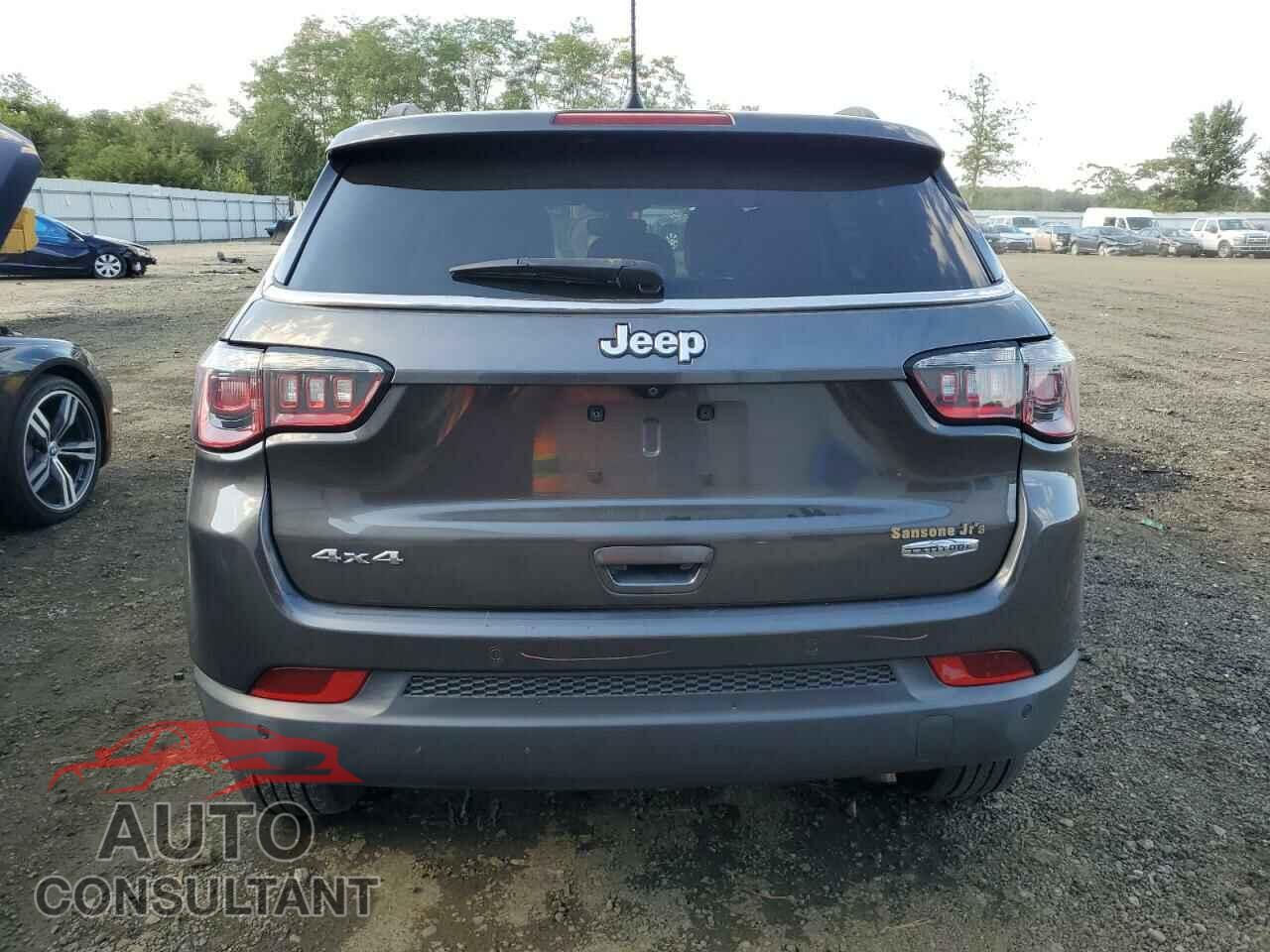 JEEP COMPASS 2018 - 3C4NJDBB9JT134955