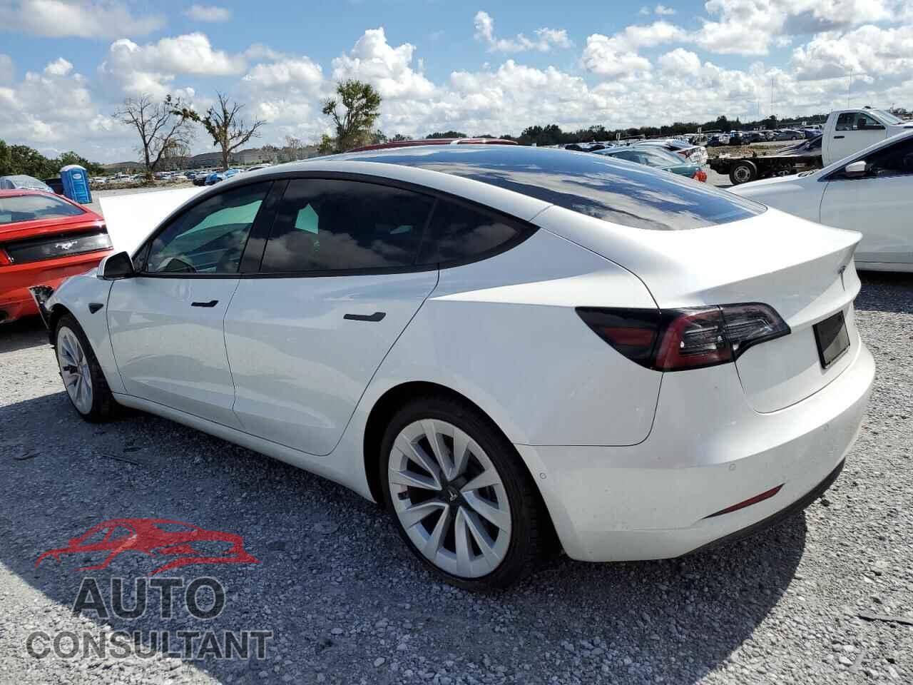 TESLA MODEL 3 2022 - 5YJ3E1EB3NF119653