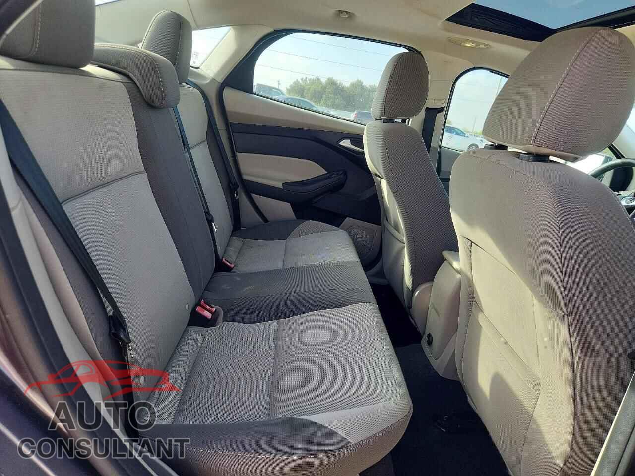 FORD FOCUS 2014 - 1FADP3F28EL344954