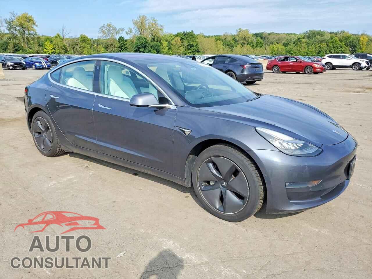 TESLA MODEL 3 2018 - 5YJ3E1EB7JF100498