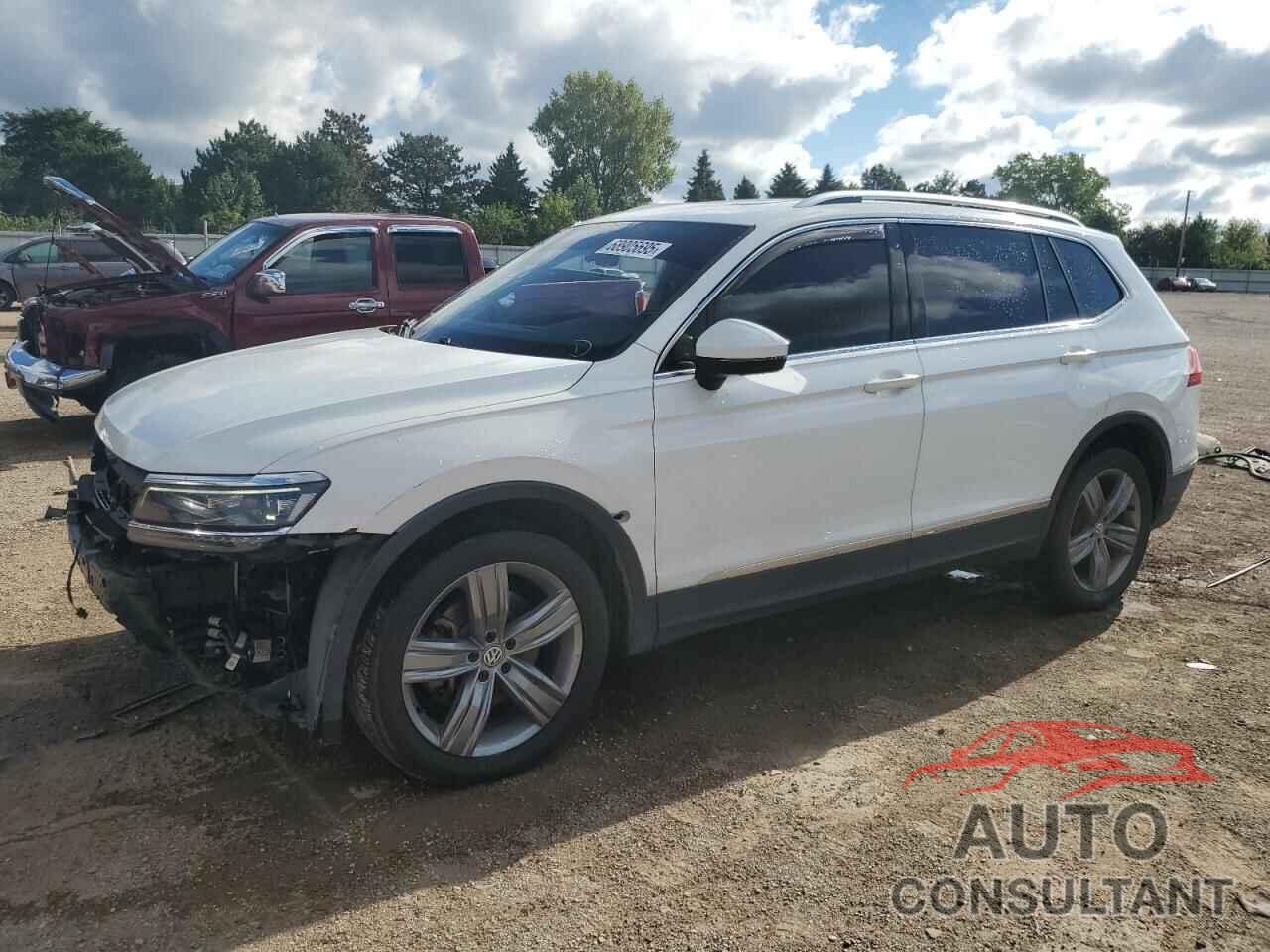 VOLKSWAGEN TIGUAN 2018 - 3VV4B7AX3JM007282