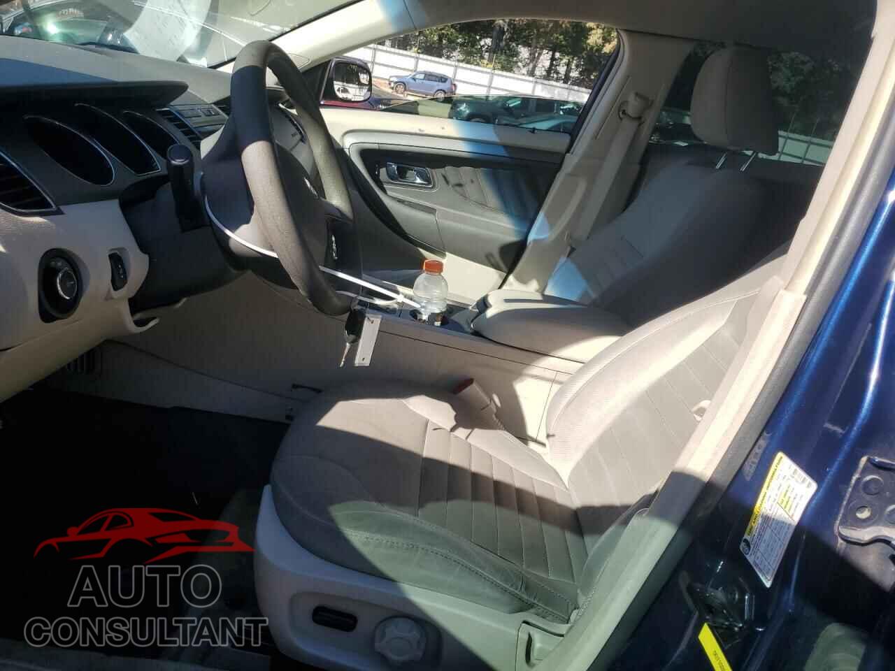 FORD TAURUS 2012 - 1FAHP2DW4CG127103