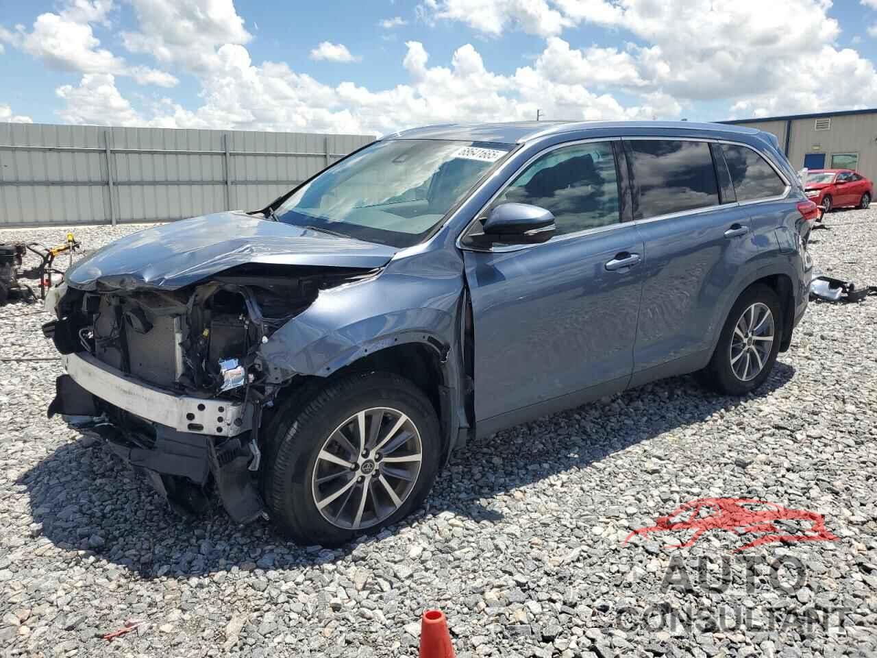 TOYOTA HIGHLANDER 2019 - 5TDJZRFH8KS702370