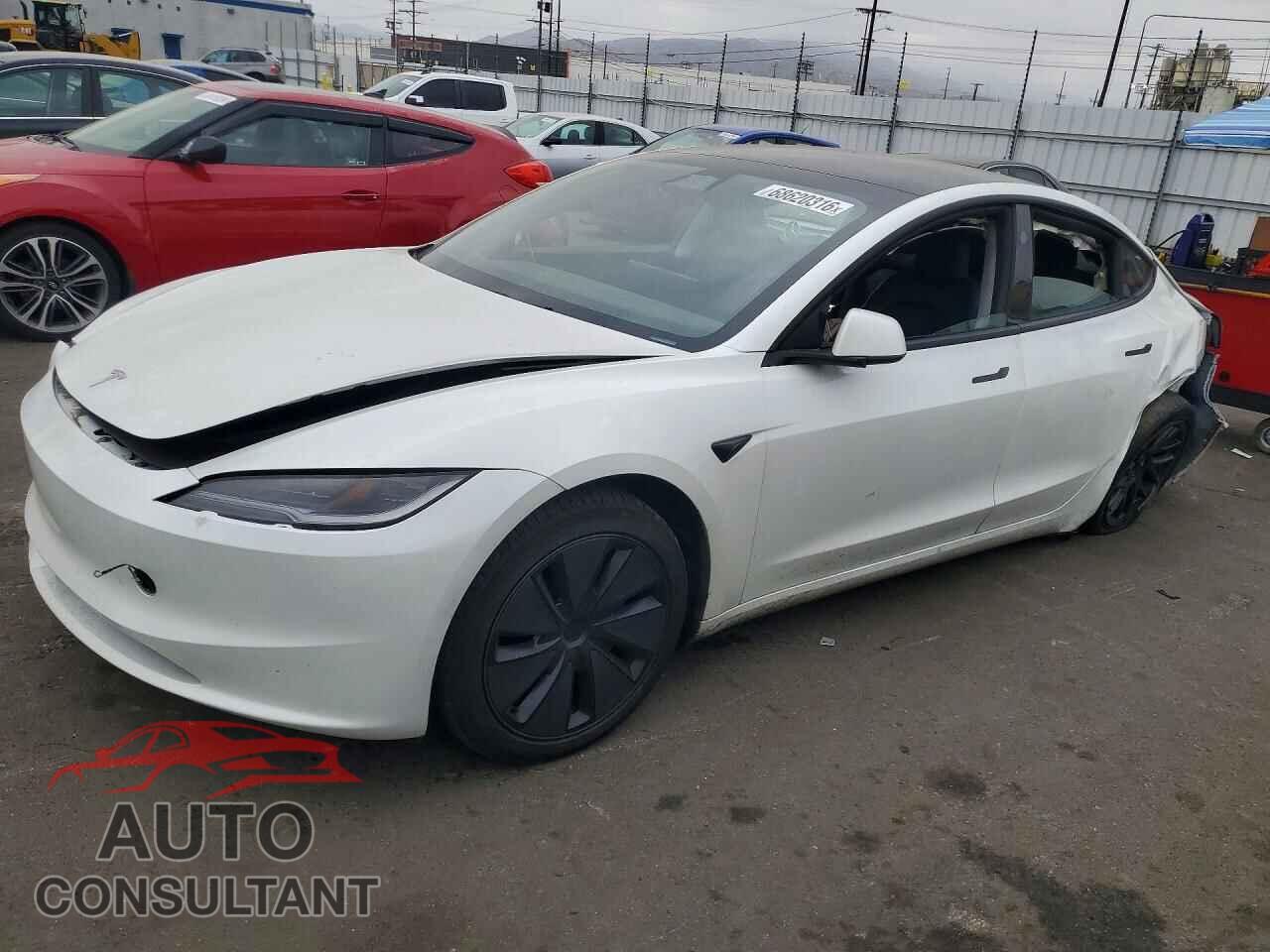 TESLA MODEL 3 2025 - 5YJ3E1EA9SF010584