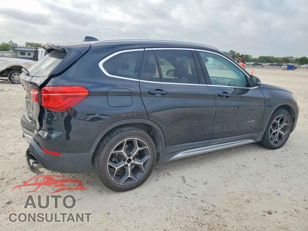 BMW X1 2017 - WBXHT3Z39H4A57624