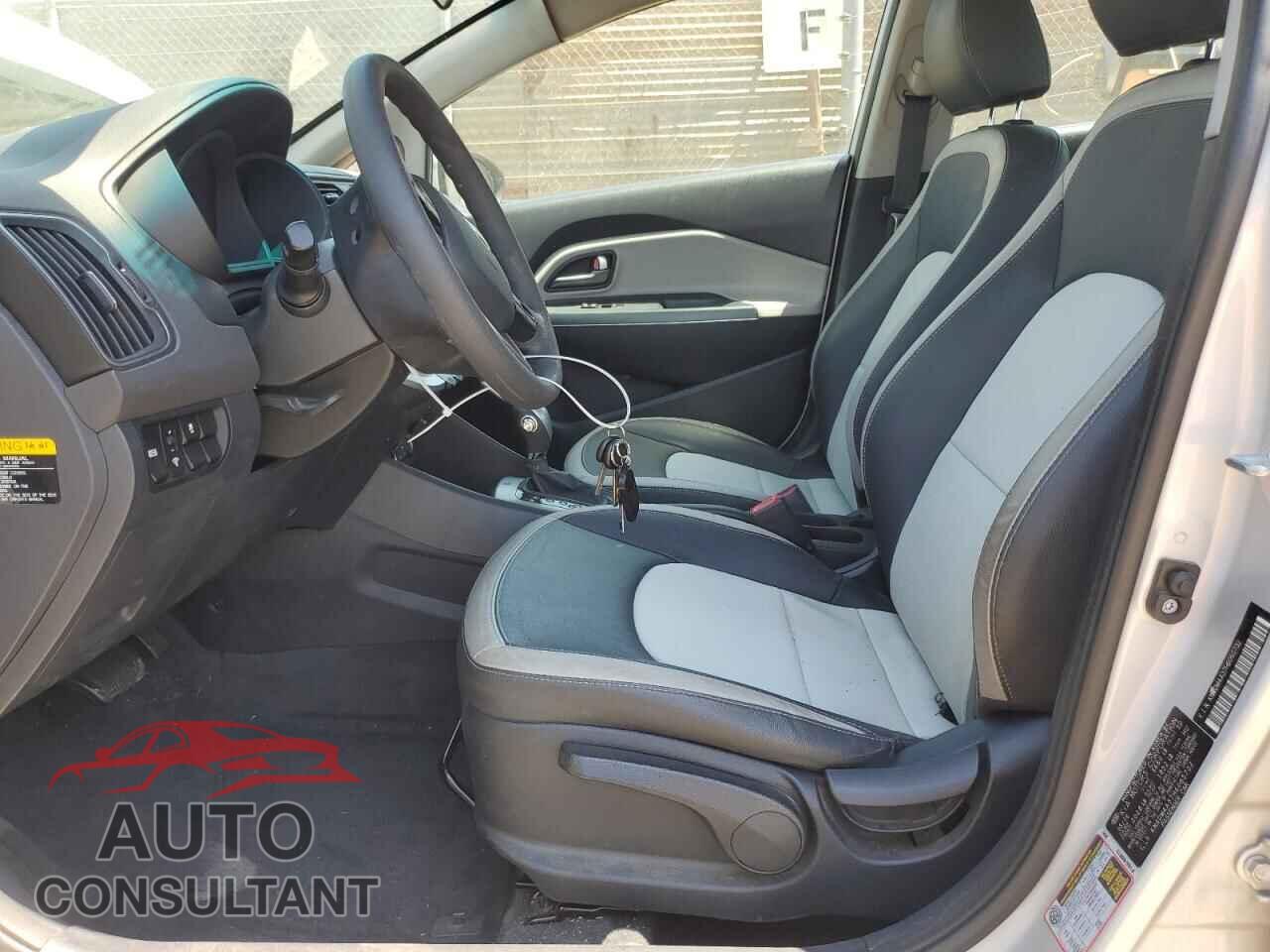 KIA RIO 2017 - KNADM4A37H6065732