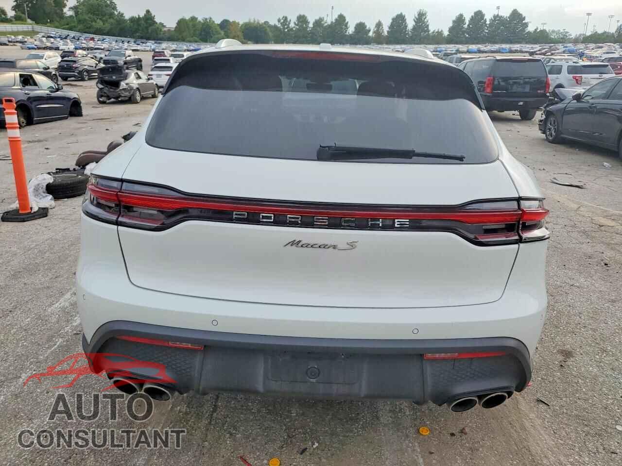 PORSCHE MACAN 2022 - WP1AG2A53NLB22457