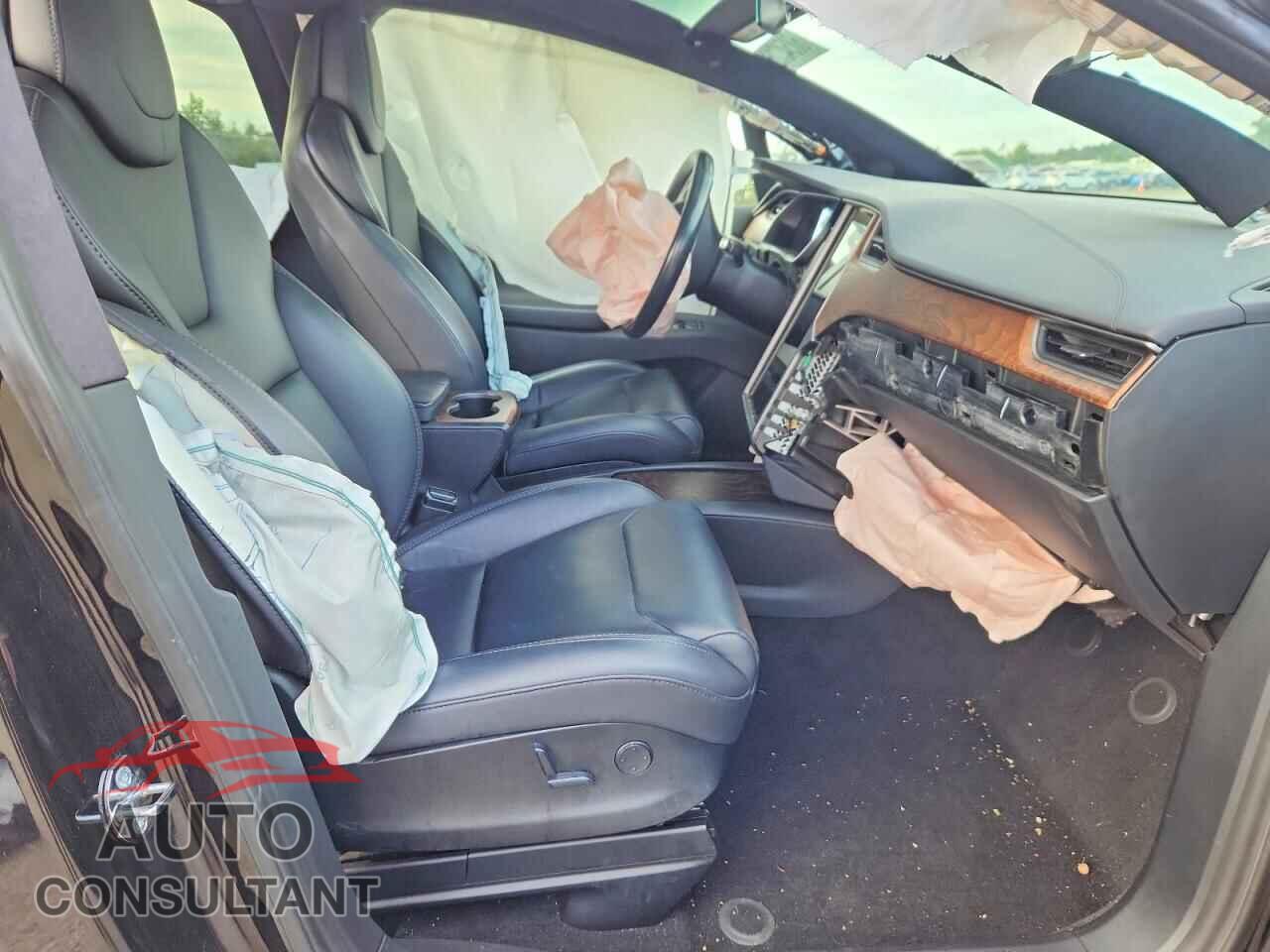 TESLA MODEL X 2018 - 5YJXCDE2XJF112251