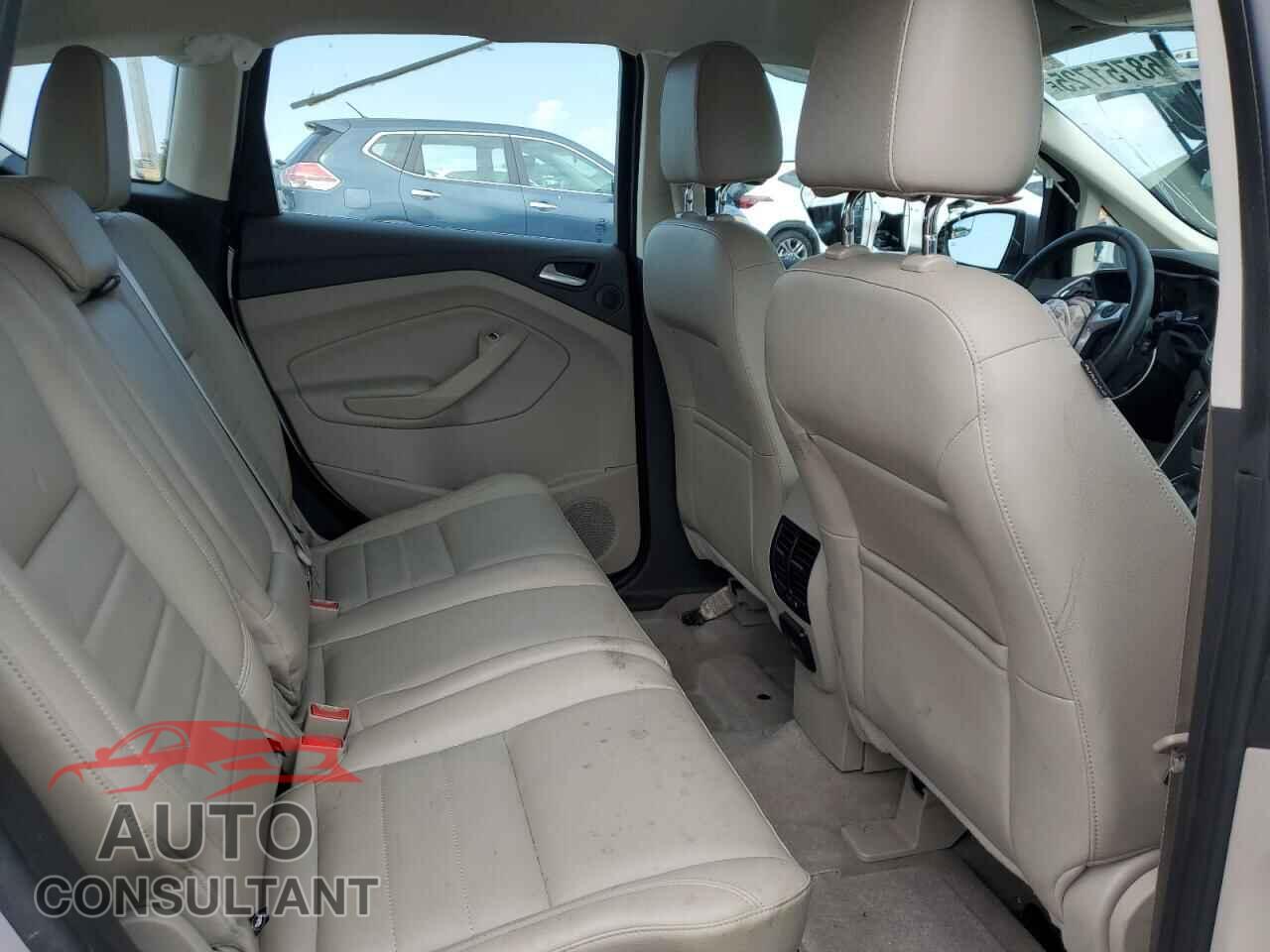 FORD CMAX 2013 - 1FADP5BU5DL542604