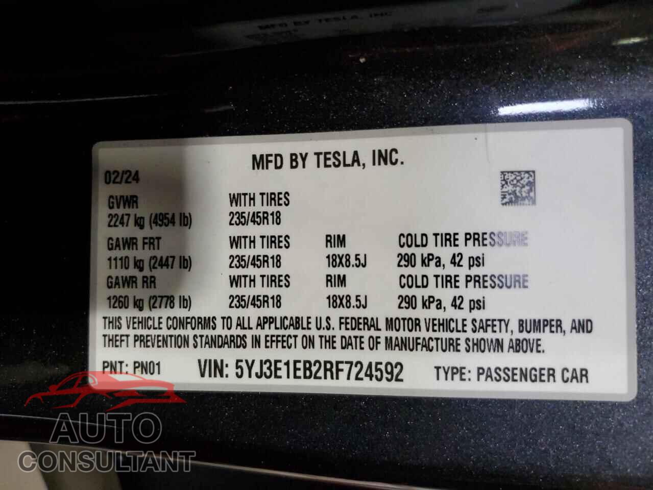 TESLA MODEL 3 2024 - 5YJ3E1EB2RF724592