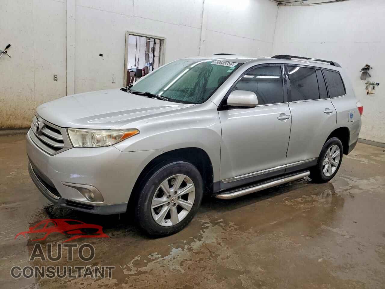 TOYOTA HIGHLANDER 2012 - 5TDBK3EH8CS156548