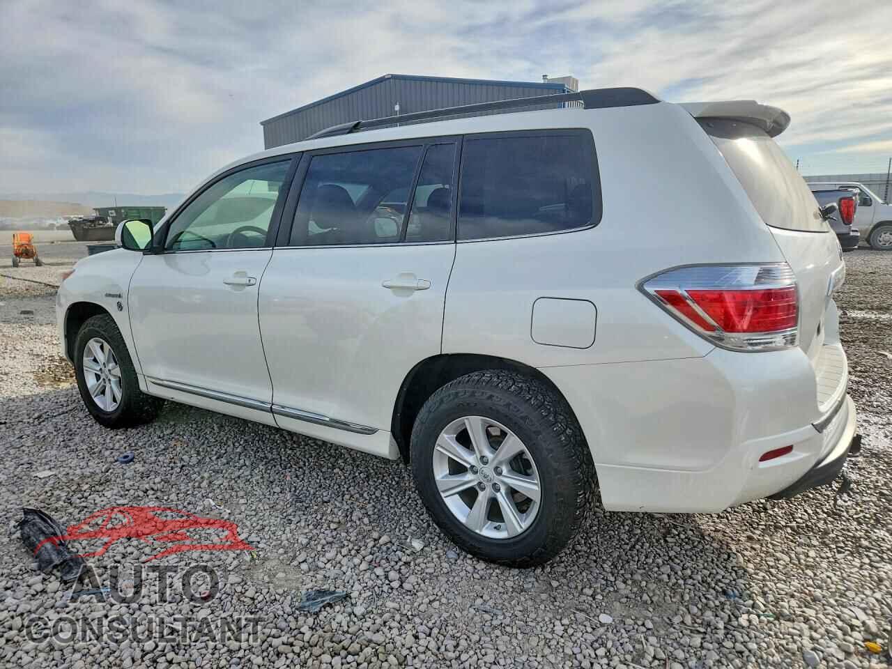 TOYOTA HIGHLANDER 2013 - JTEBC3EHXD2017183