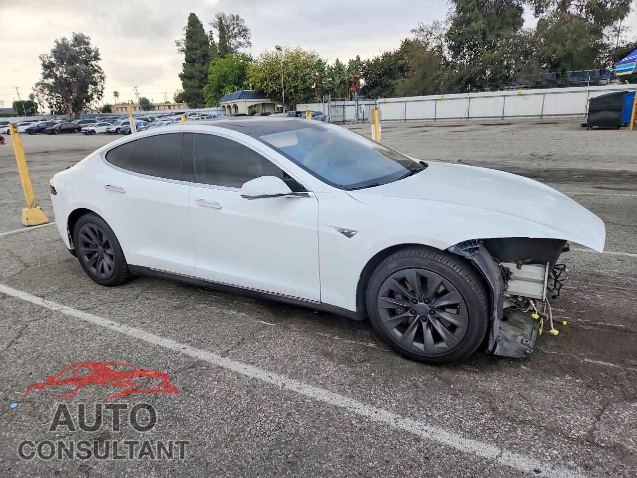TESLA MODEL S 2013 - 5YJSA1CN3DFP16921