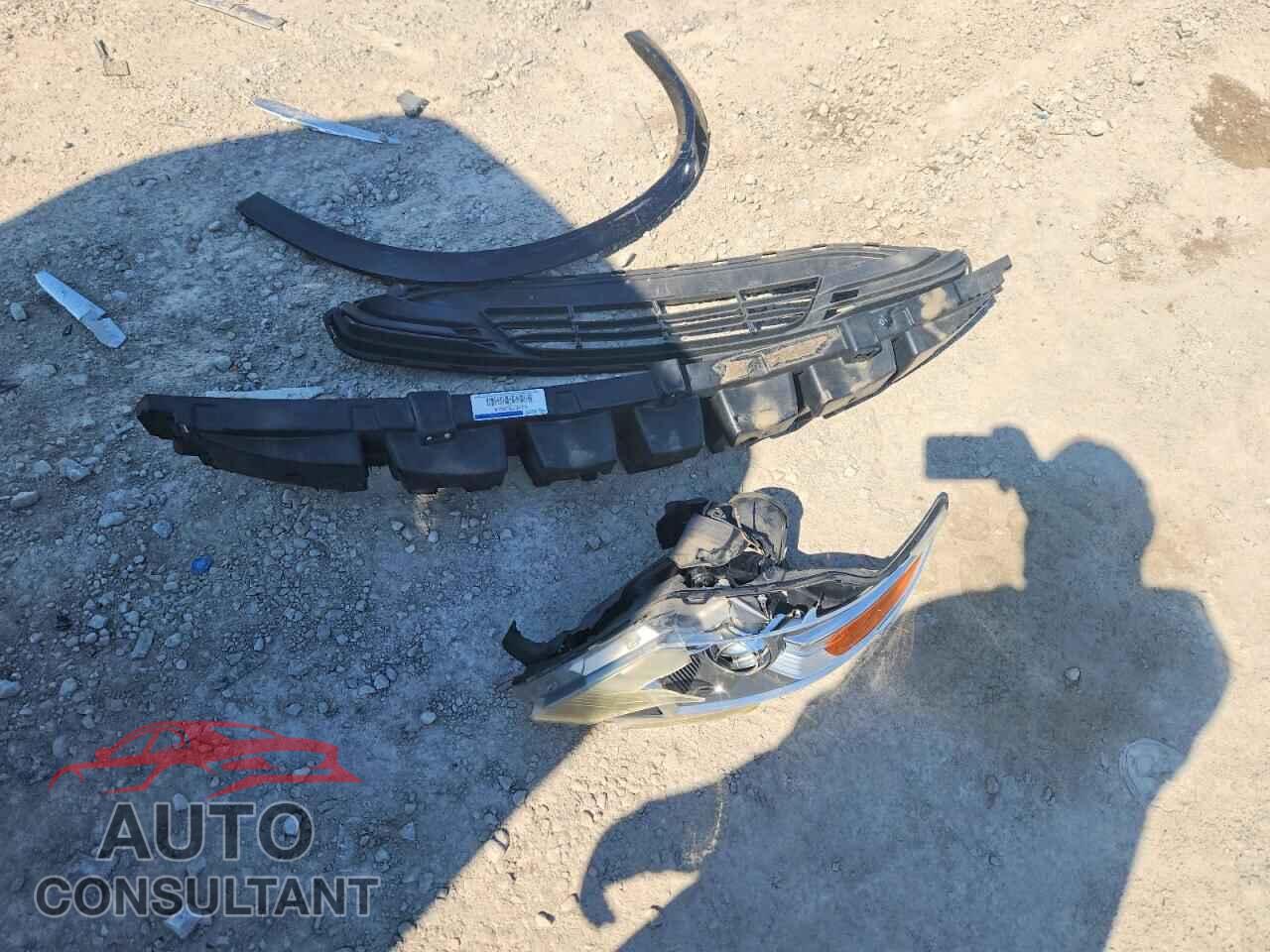 FORD TAURUS 2011 - 1FAHP2DW0BG128831