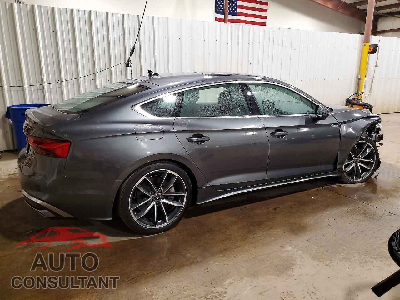 AUDI A5 2024 - WAUFACF55RA114432