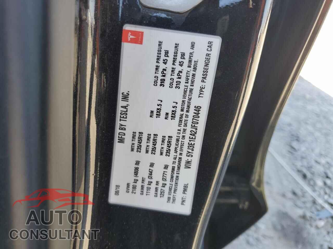 TESLA MODEL 3 2018 - 5YJ3E1EA2JF070446